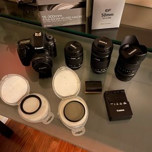 Canon EOS 80D bundle. Everything included (1 year old) MINT CONDITION!